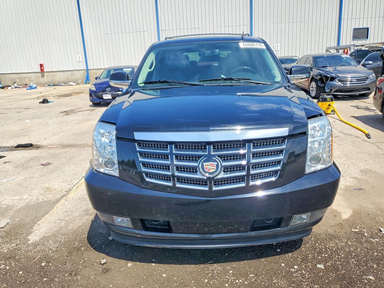 2011 Cadillac Escalade Premium - Фото 5