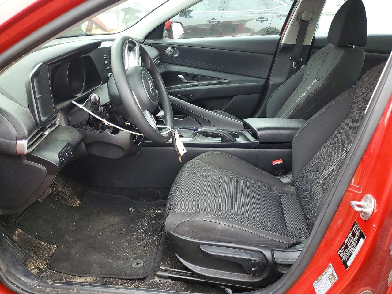2021 Hyundai Elantra Se - Фото 7