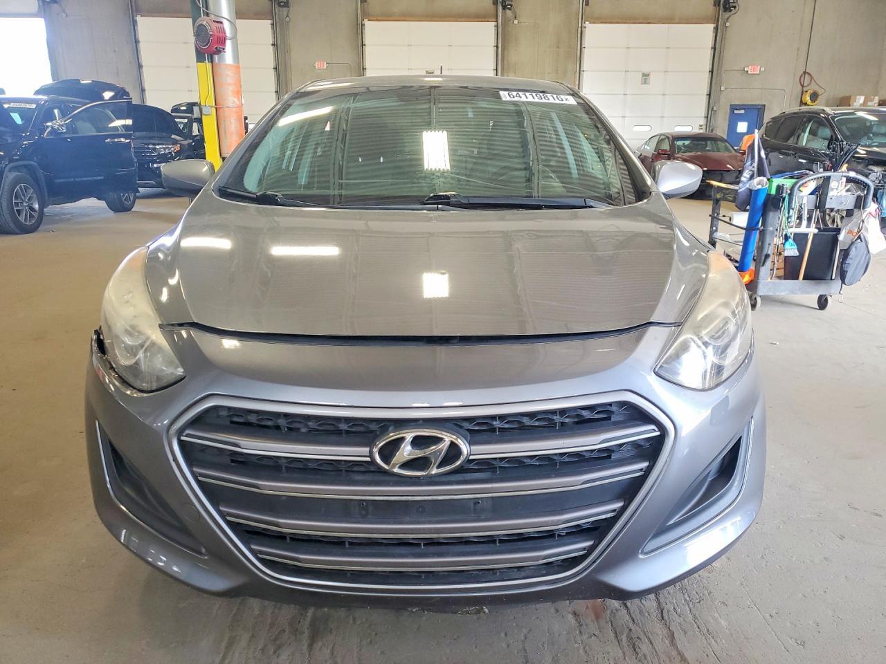 2017 Hyundai Elantra Gt Base - Фото 5