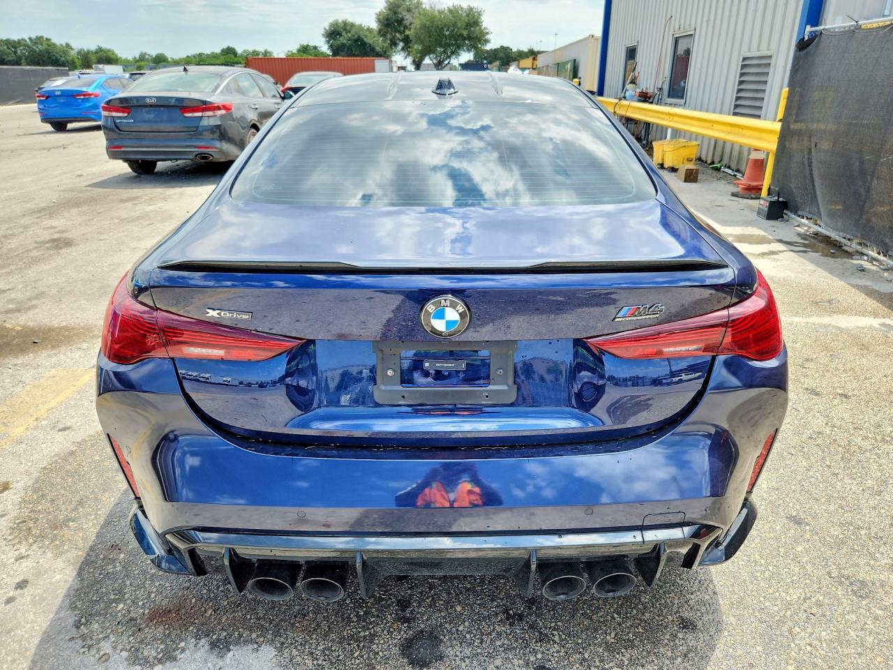 2025 BMW M4 Competition - Фото 6