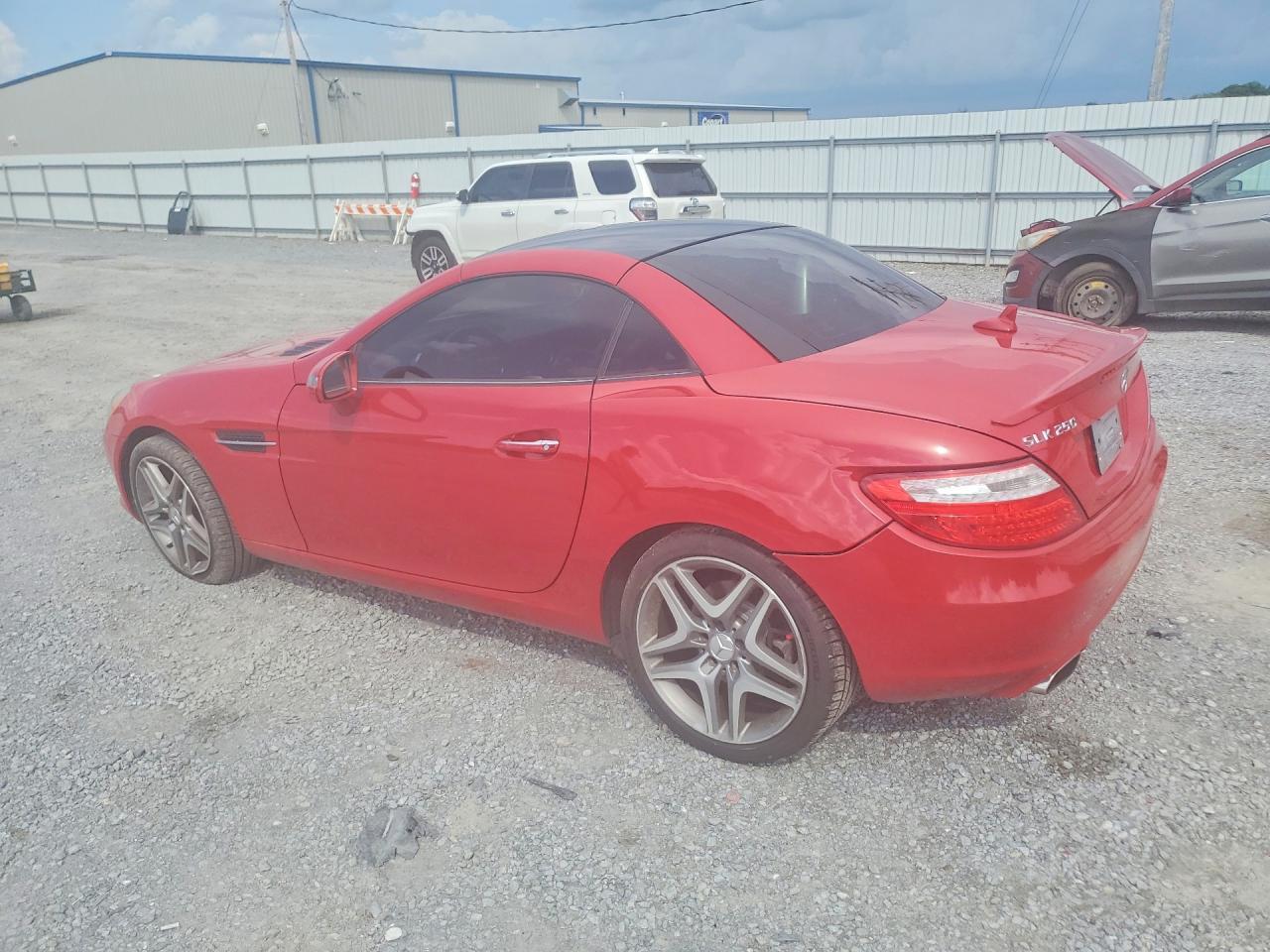 2015 Mercedes-Benz Slk 250 - Фото 2