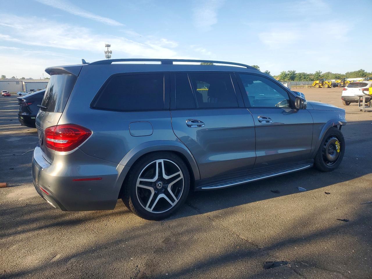 2019 Mercedes-Benz Gls 550 4Matic - Фото 3