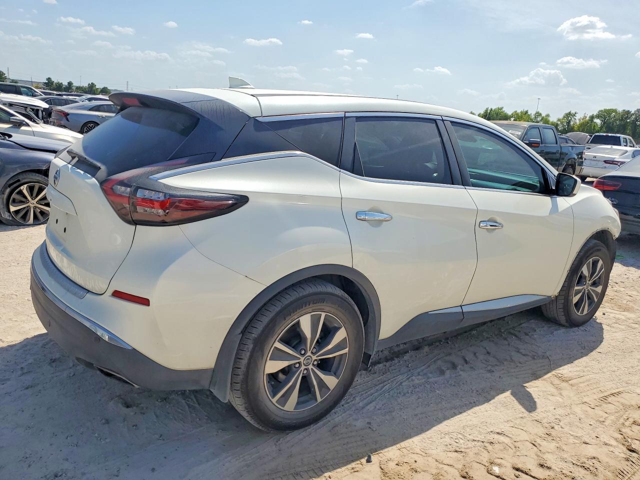 2021 Nissan Murano S - Фото 3