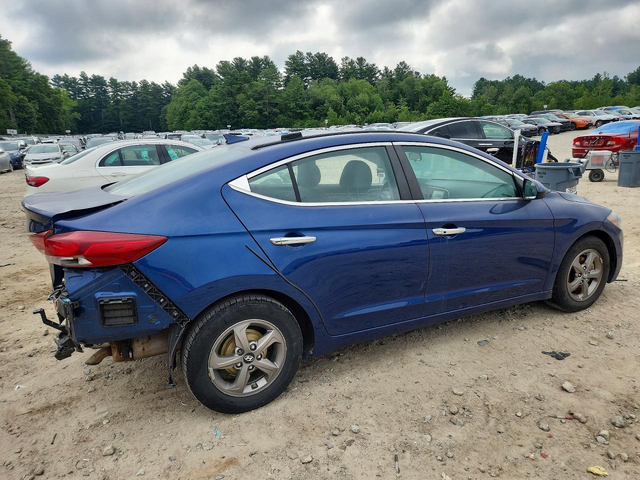 2017 Hyundai Elantra Eco - Фото 3