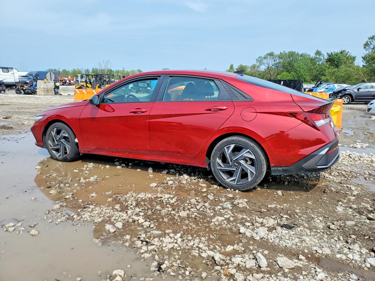 2025 Hyundai Elantra Sel Sport - Фото 2