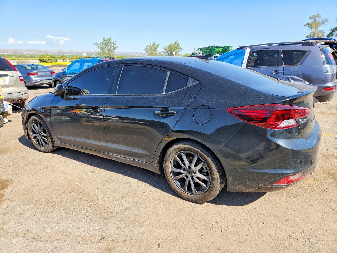 2019 Hyundai Elantra Value Edition - Фото 2