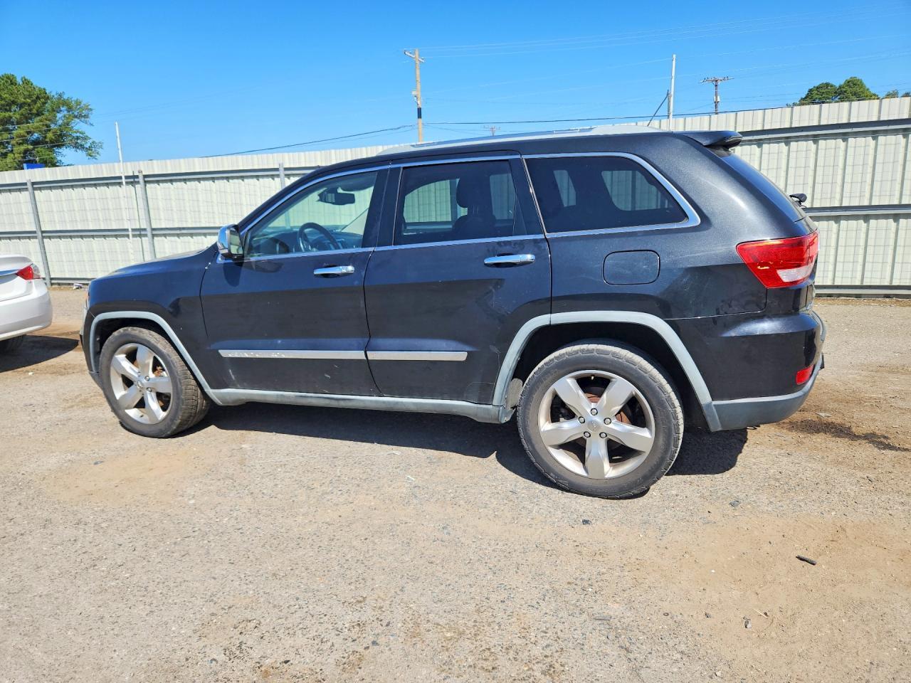 2012 Jeep Grand Cherokee Overland - Фото 2