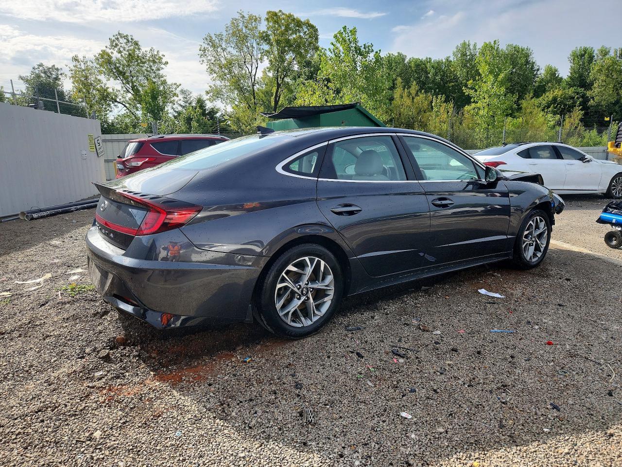 2020 Hyundai Sonata Sel - Image 3