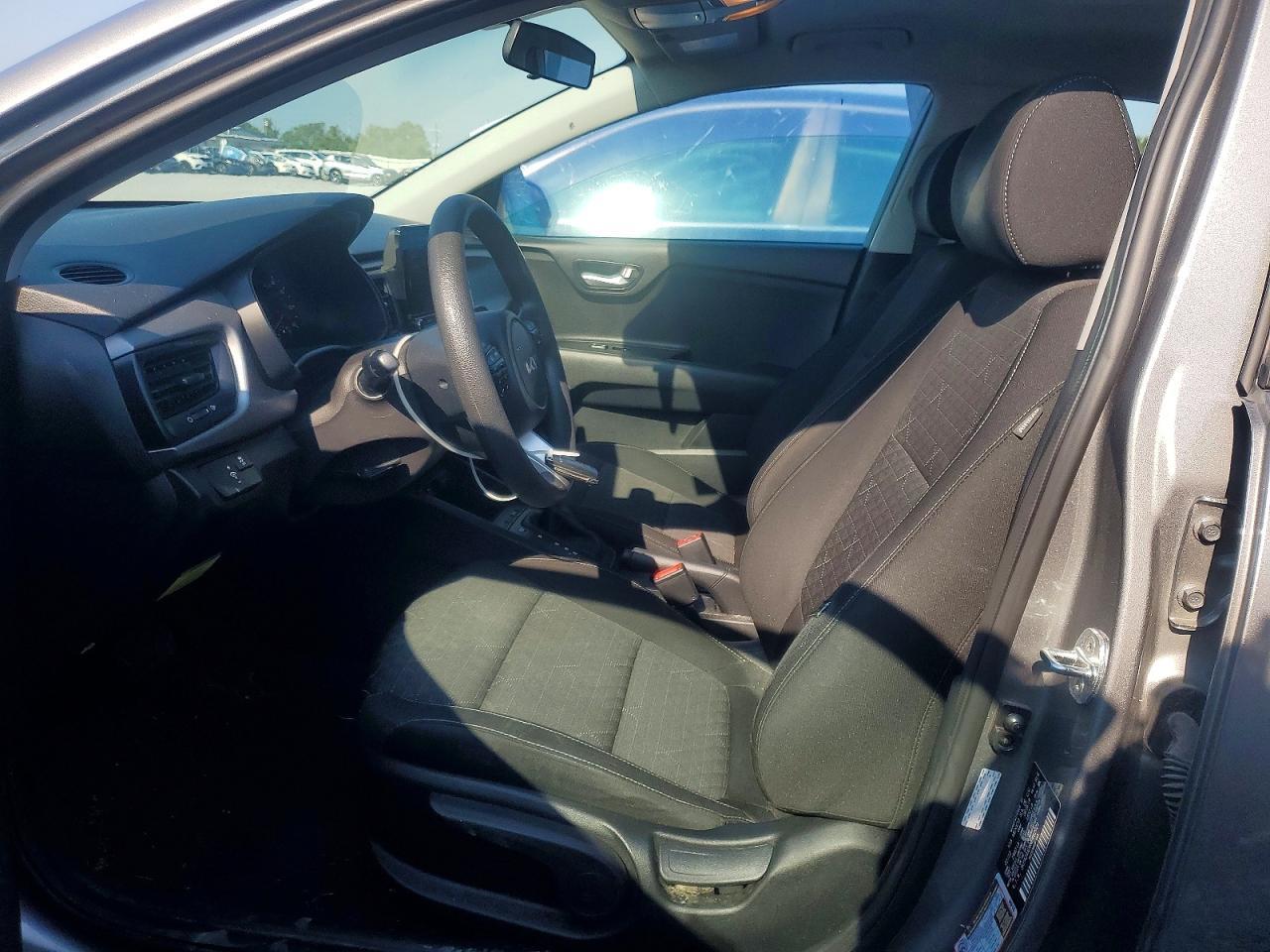2022 Kia Rio S - Фото 7