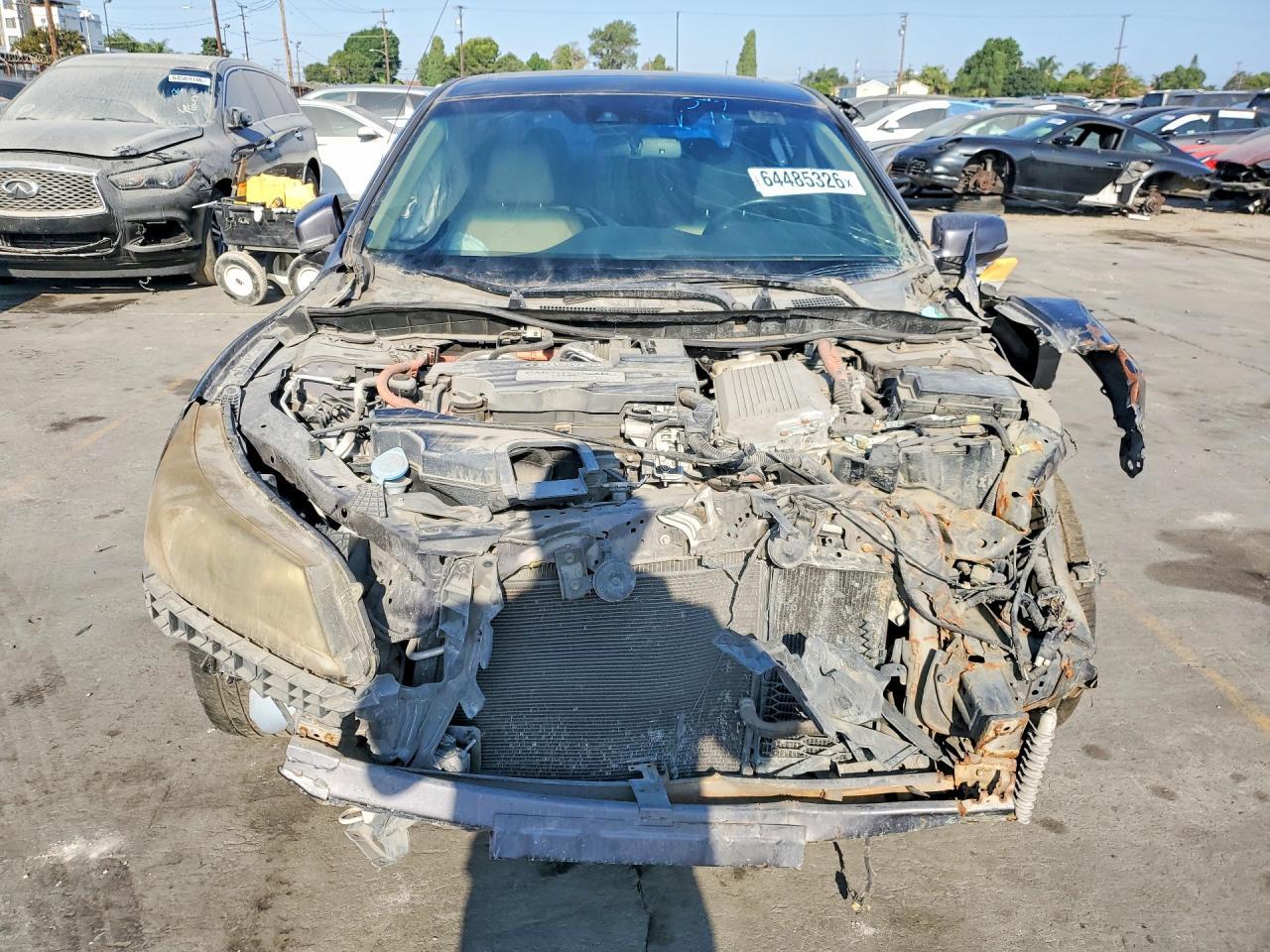 2015 Honda Accord Touring Hybrid - Image 5