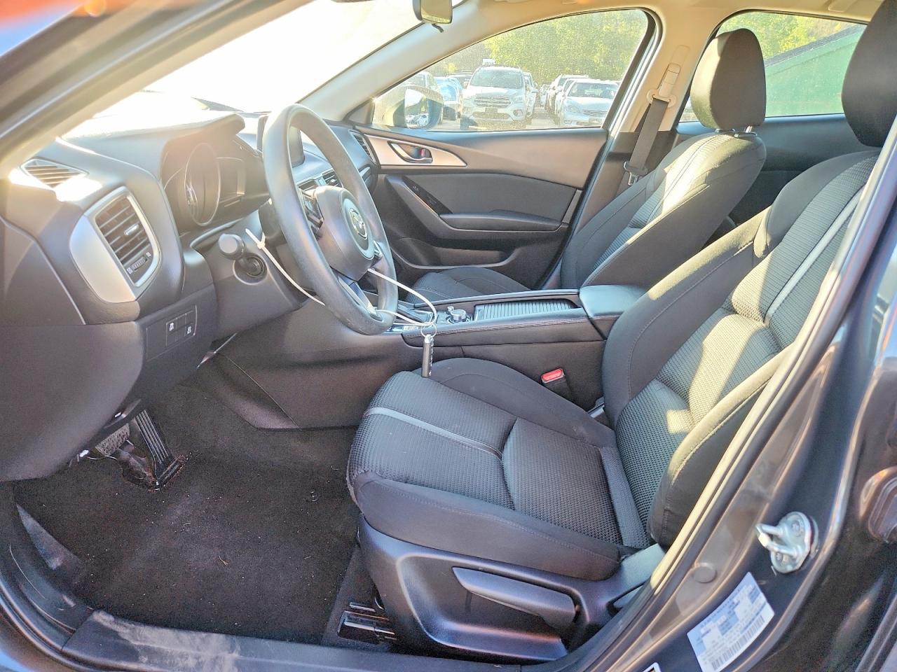 2018 Mazda 3 Sport - Image 7