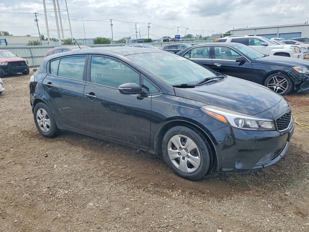 2017 Kia Forte5 Lx - Фото 4