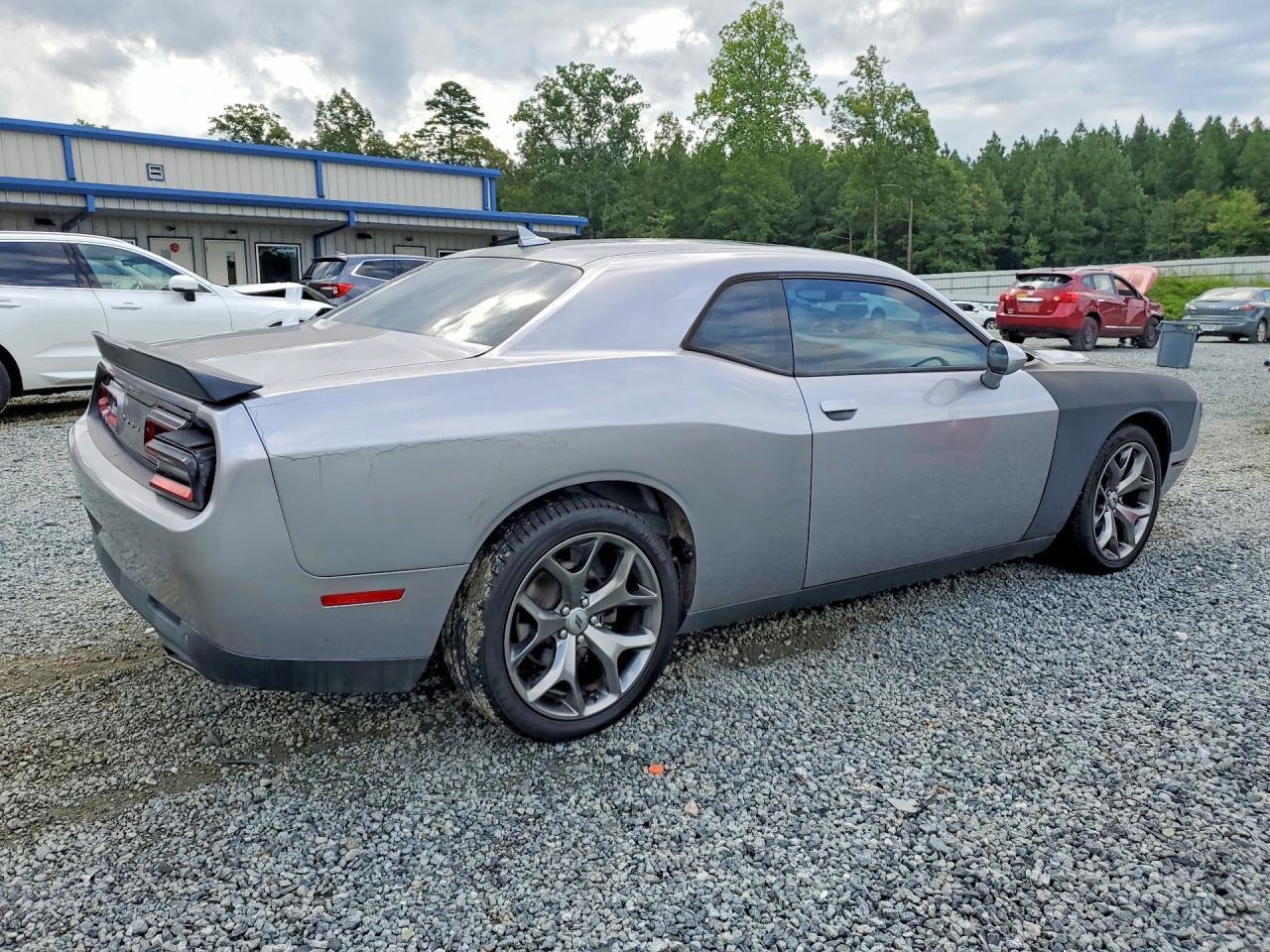 2017 Dodge Challenger Sxt - Фото 3