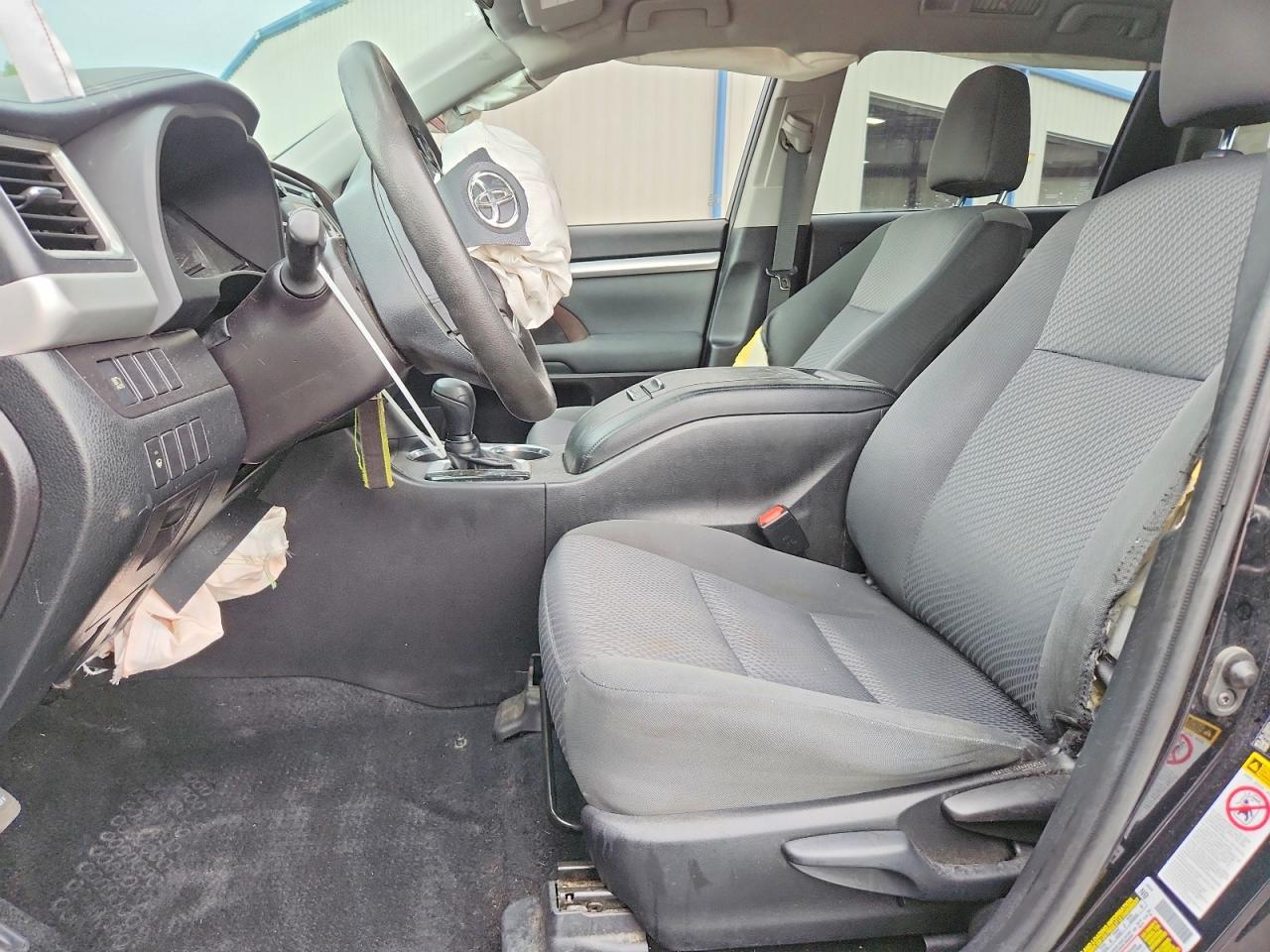 2019 Toyota Highlander Le - Image 7
