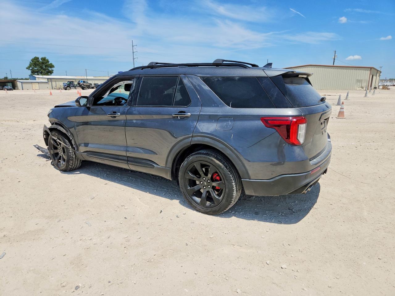 2020 Ford Explorer St - Фото 2
