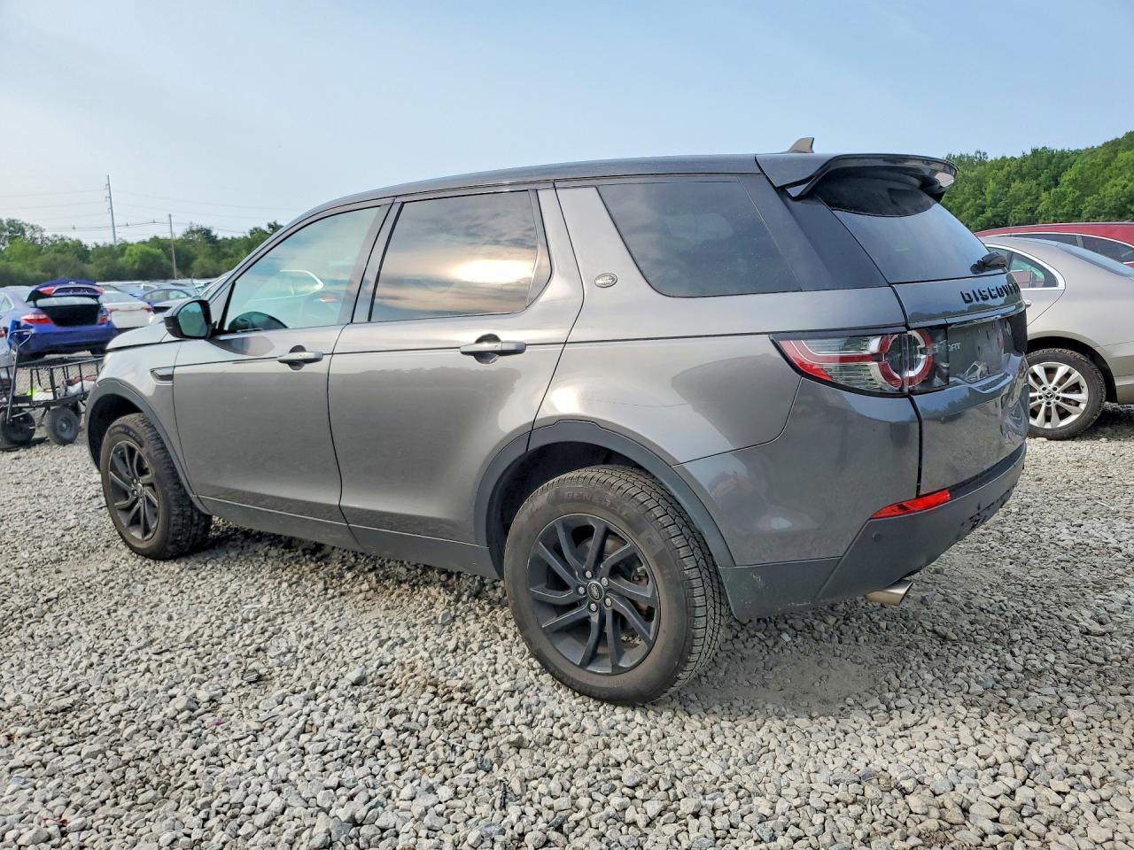 2016 Land Rover Discovery Sport Hse - Image 2