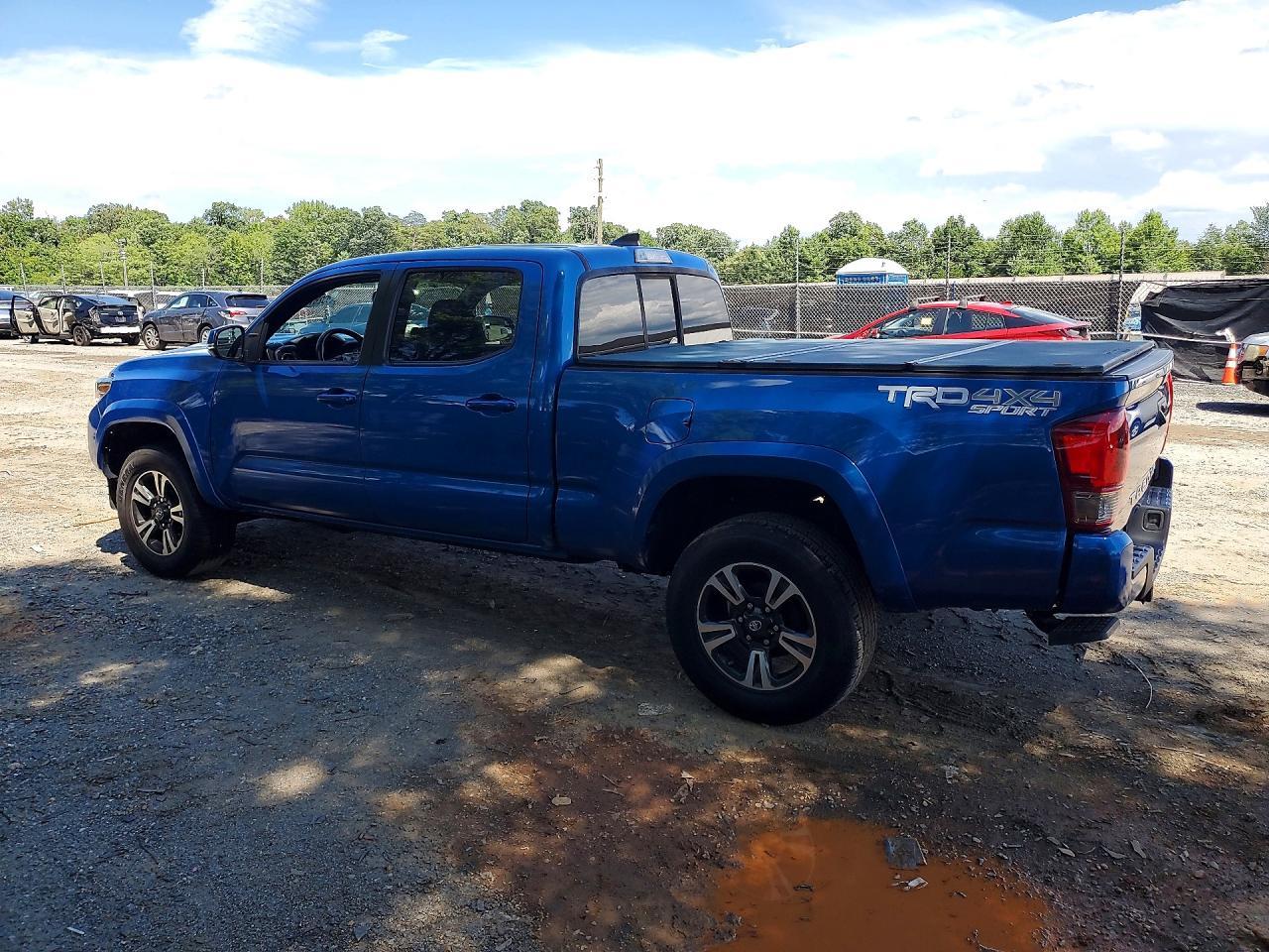2016 Toyota Tacoma Trd Sport - Image 2