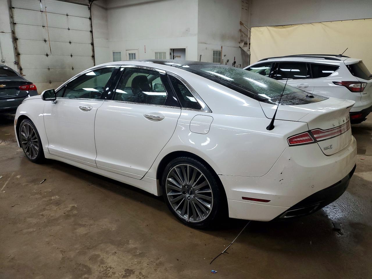 2014 Lincoln Mkz - Image 2