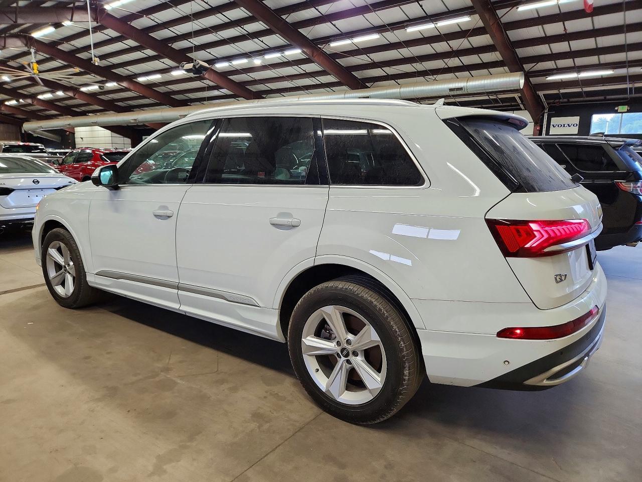 2021 Audi Q7 Premium - Image 2