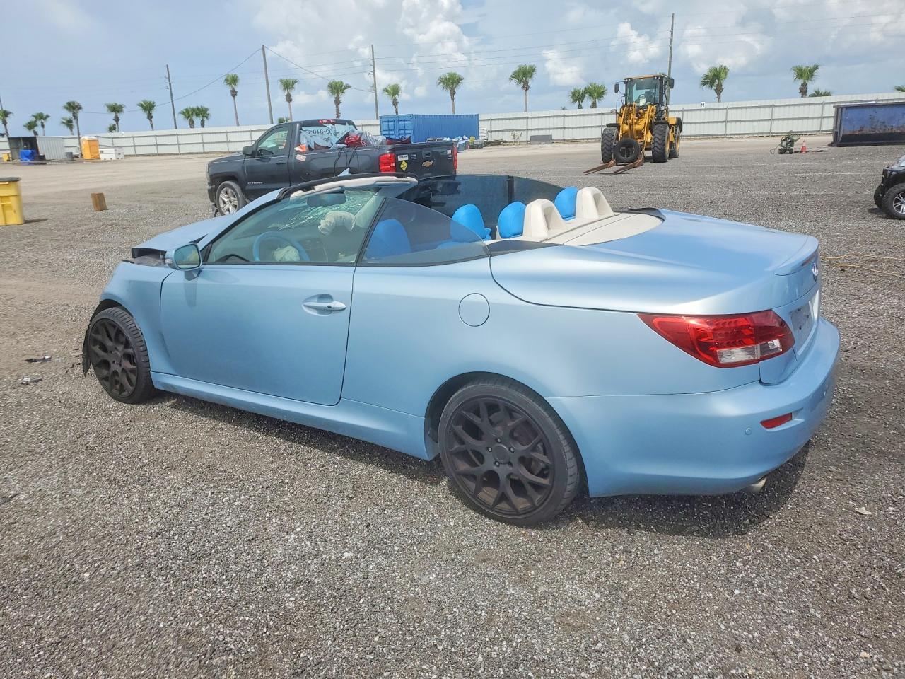 2010 Lexus Is 250C Base - Image 2