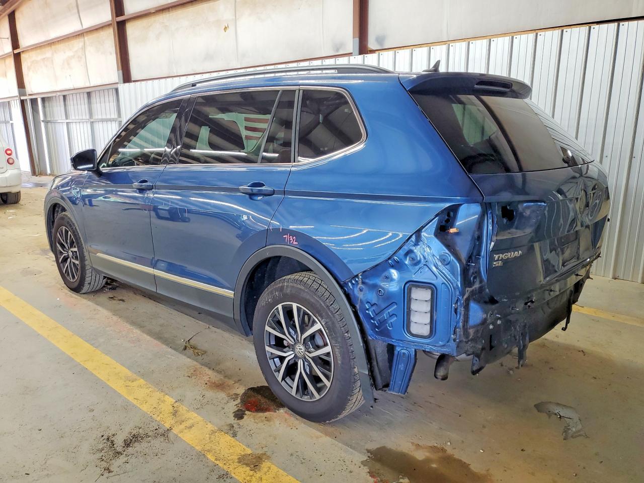 2018 Volkswagen Tiguan Se - Фото 2