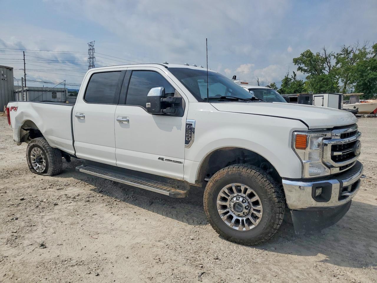 2022 Ford F350 Super Duty - Image 4
