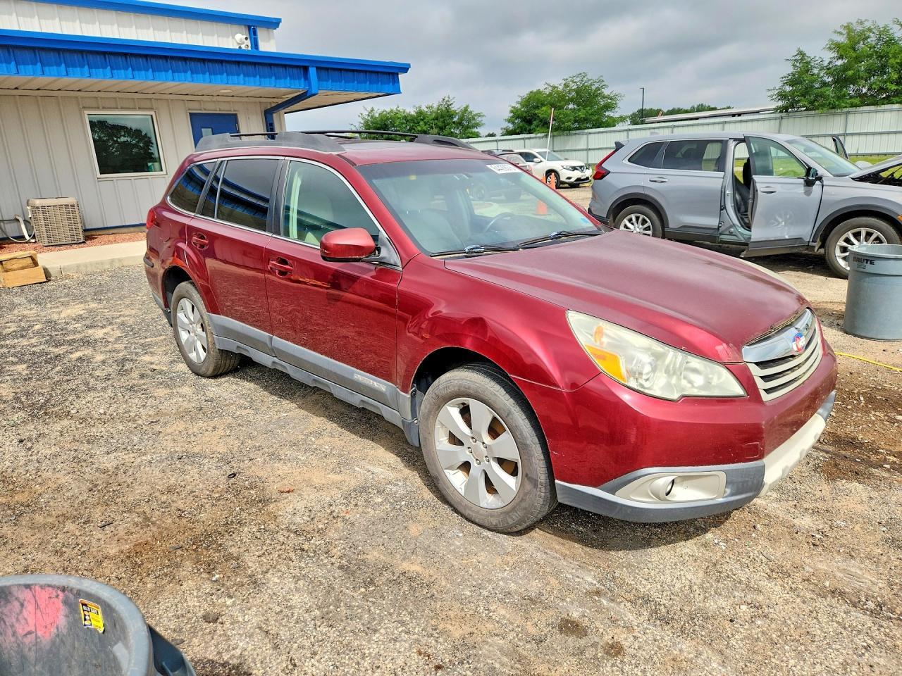 2011 Subaru Outback 2.5I Limited - Фото 4