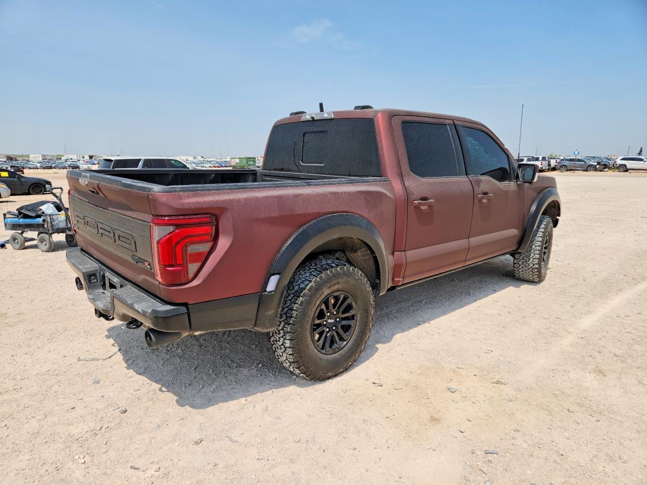 2024 Ford F150 Raptor - Фото 3