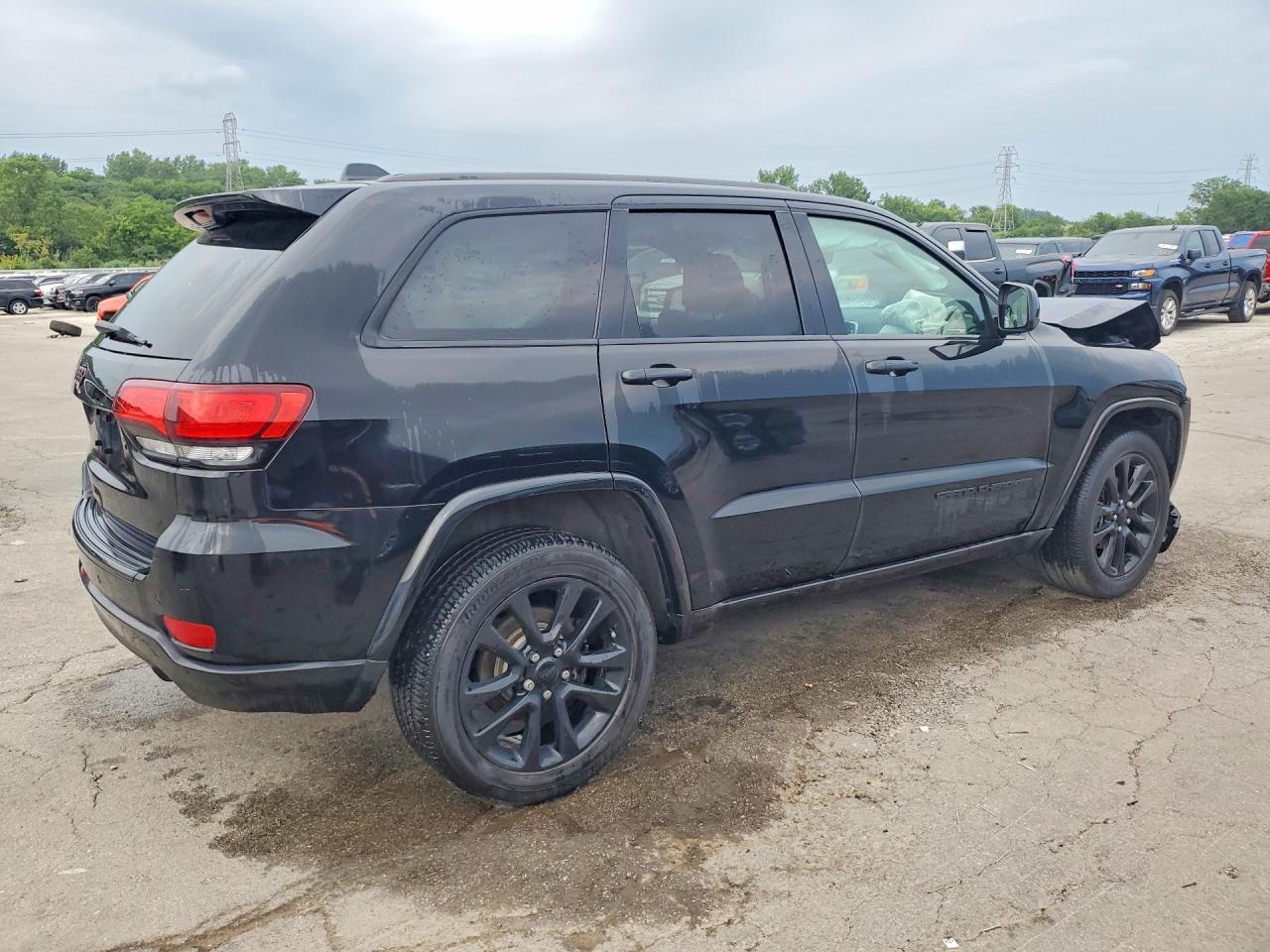 2018 Jeep Grand Cherokee Laredo - Фото 3