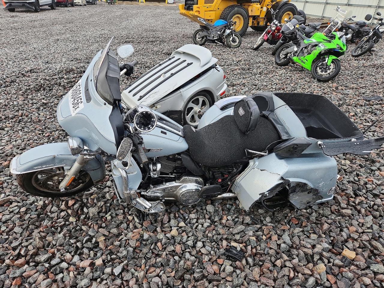 2023 Harley-Davidson Flhtcutg - Image 3