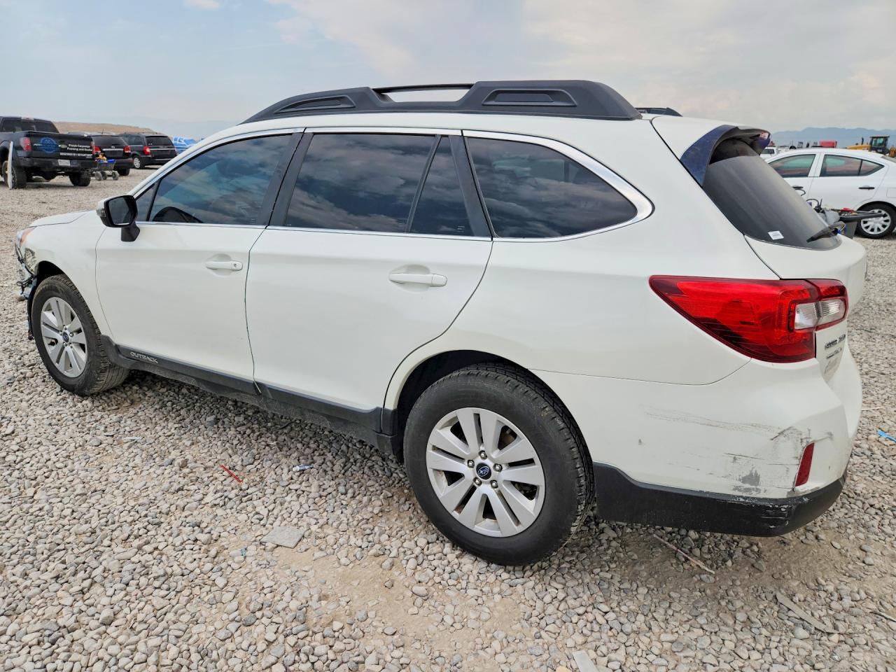 2015 Subaru Outback 2.5I Limited - Image 2