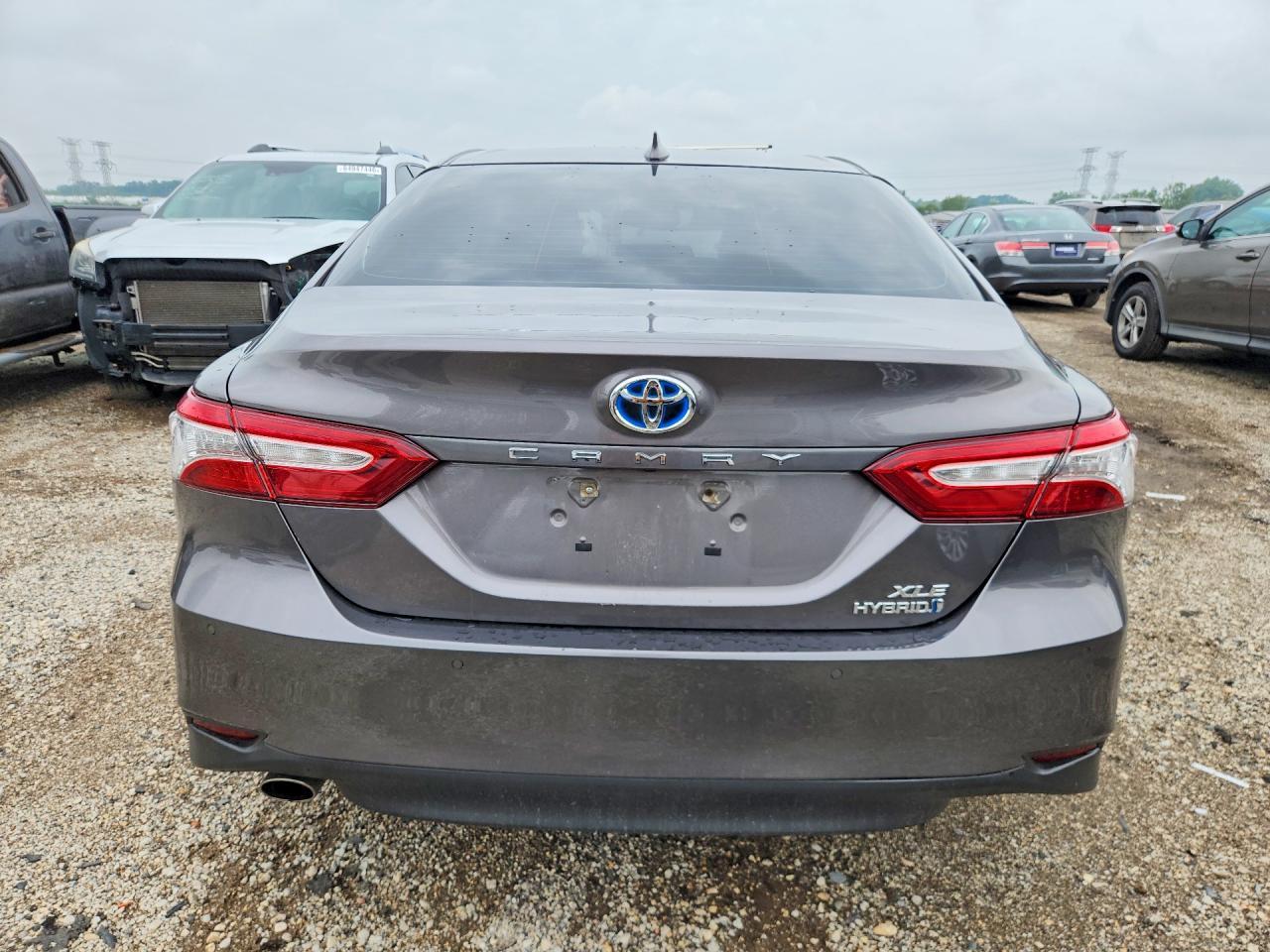 2019 Toyota Camry Hybrid Xle - Фото 6