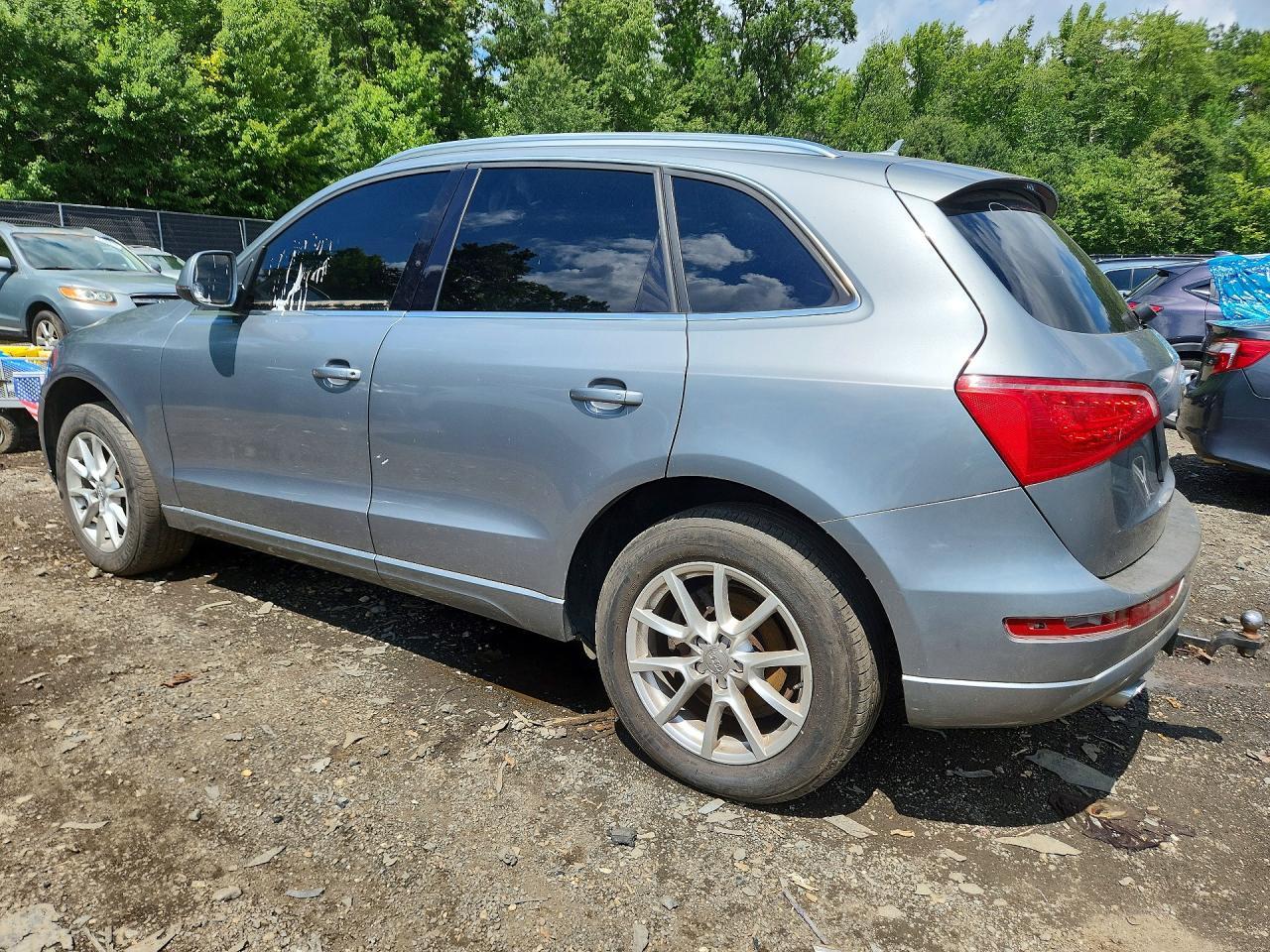 2011 Audi Q5 Premium - Фото 2