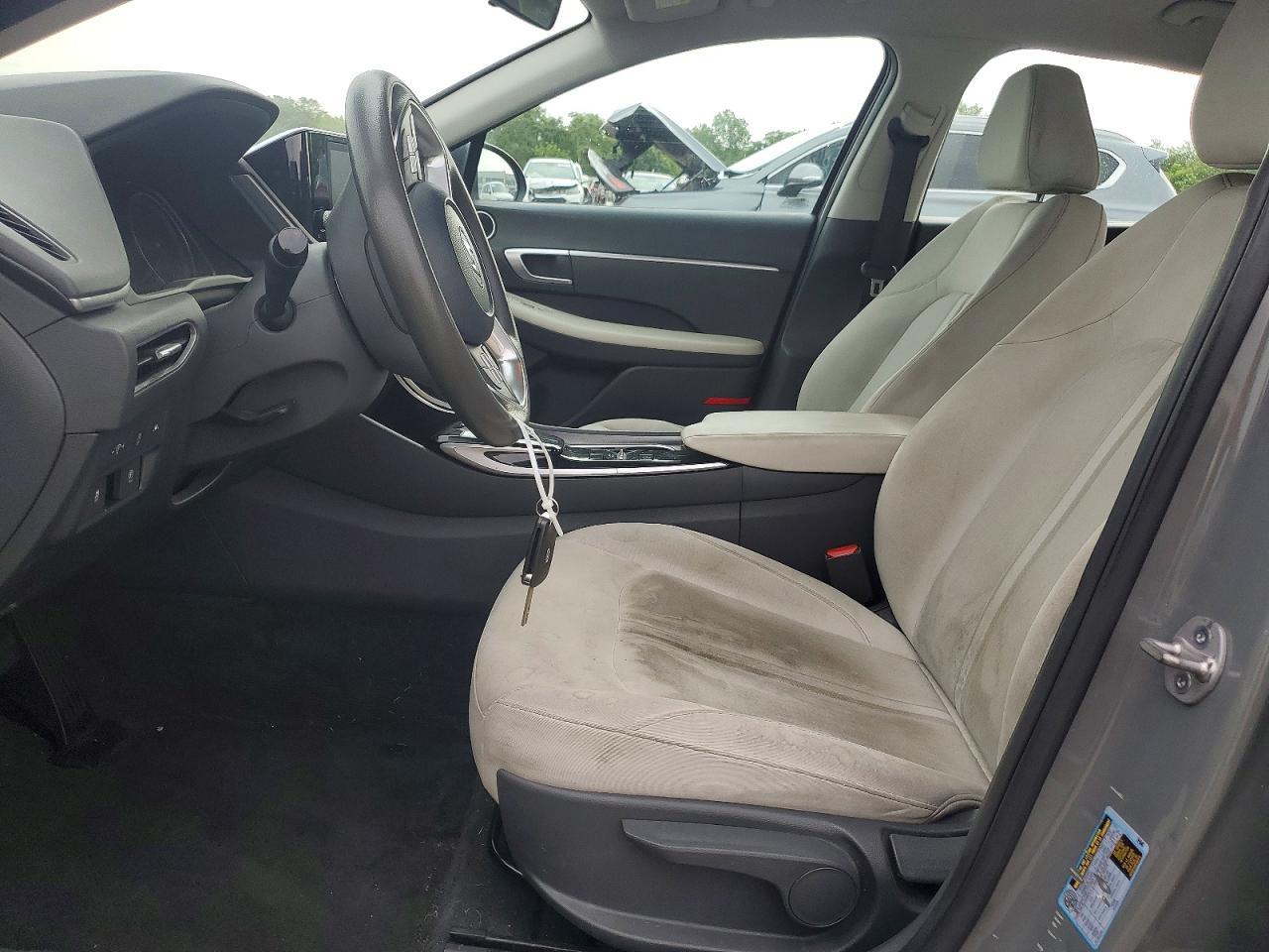 2023 Hyundai Sonata Se - Image 7