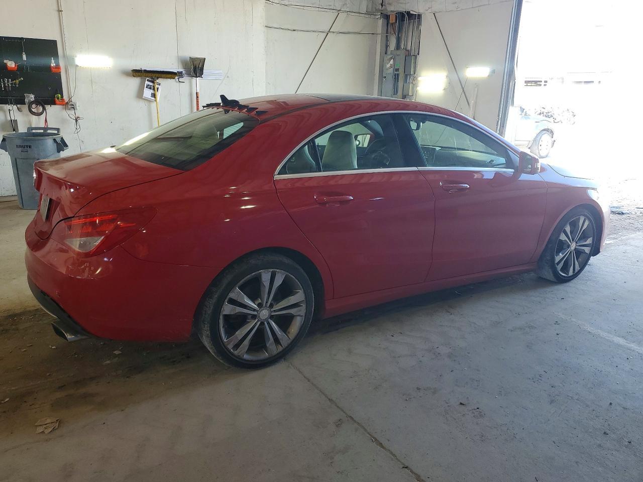 2014 Mercedes-Benz Cla 250 - Фото 3