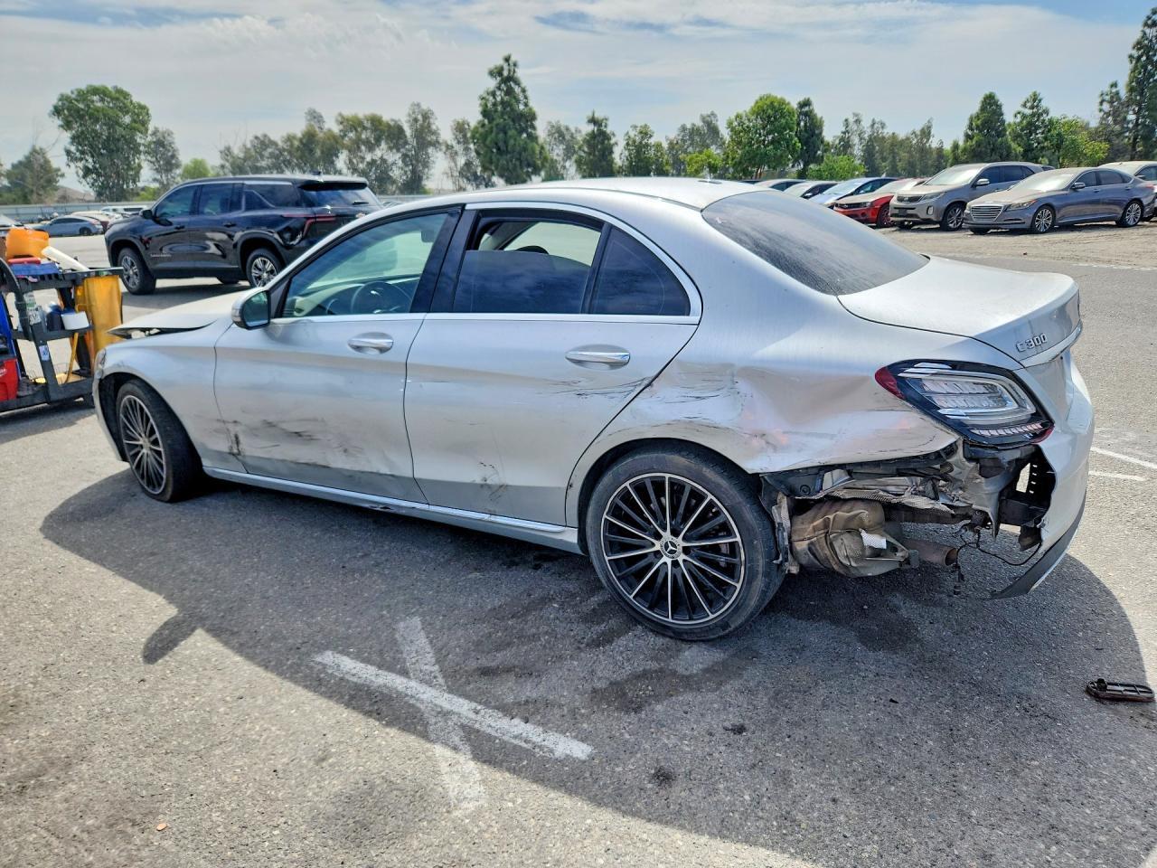 2021 Mercedes-Benz C 300 - Фото 2