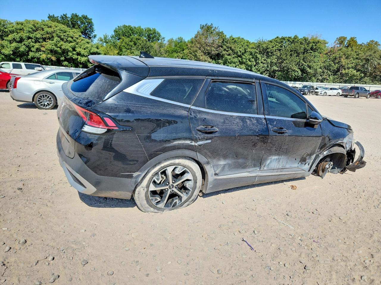 2025 Kia Sportage Ex - Image 3