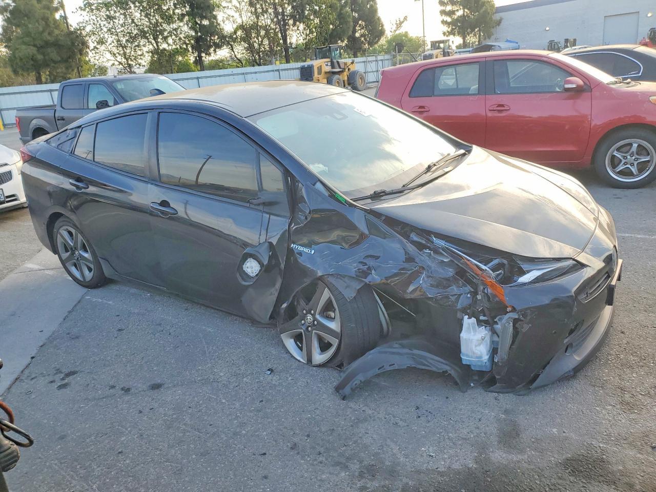 2022 Toyota Prius Xle - Фото 4