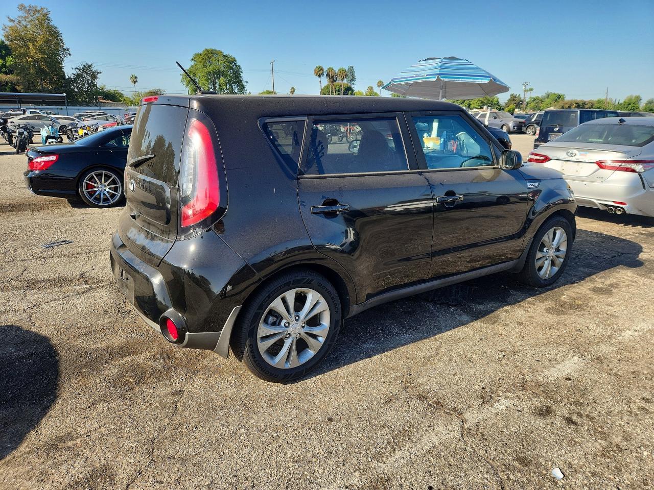 2016 Kia Soul + - Image 3