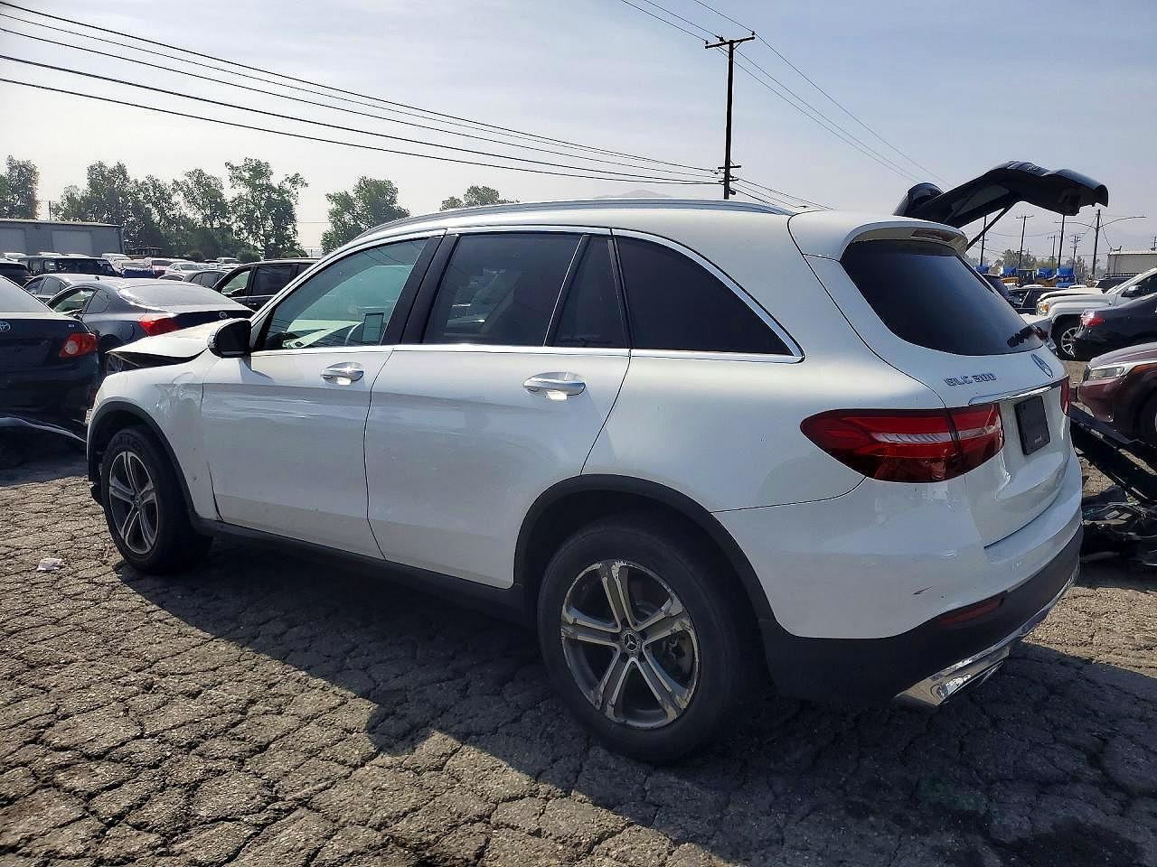 2019 Mercedes-Benz Glc 300 - Фото 2