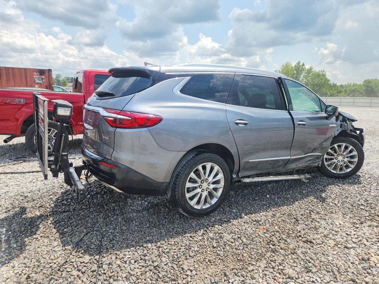 2021 Buick Enclave Premium - Фото 3