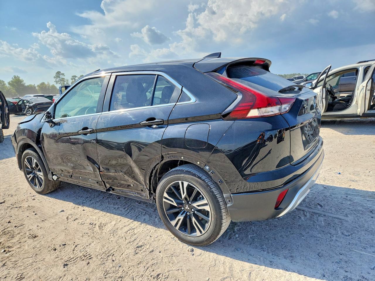 2026 Mitsubishi Eclipse Cross Se - Фото 2