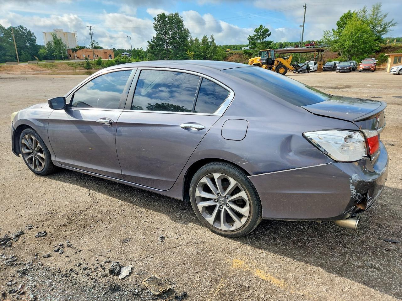 2014 Honda Accord Sport - Image 2