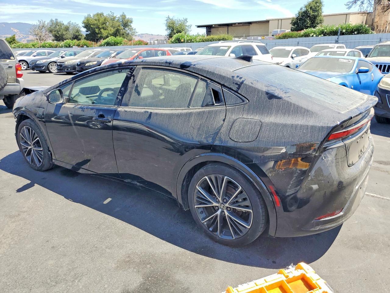 2024 Toyota Prius Xle - Image 2