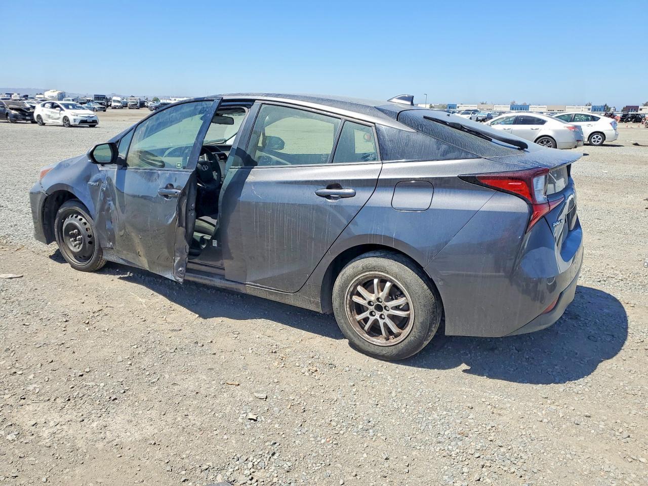 2021 Toyota Prius Le - Image 2