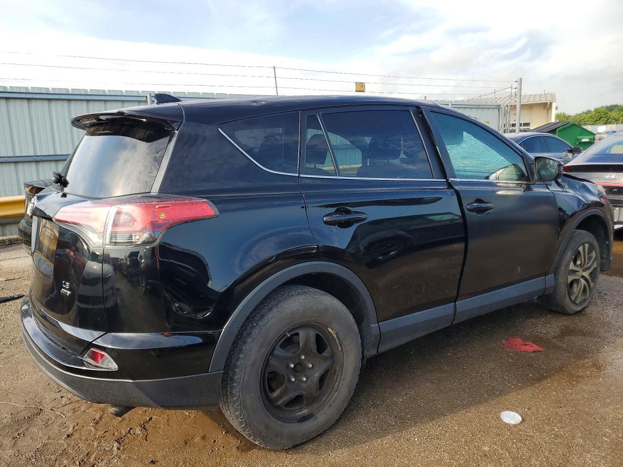 2018 Toyota Rav4 Le - Фото 3