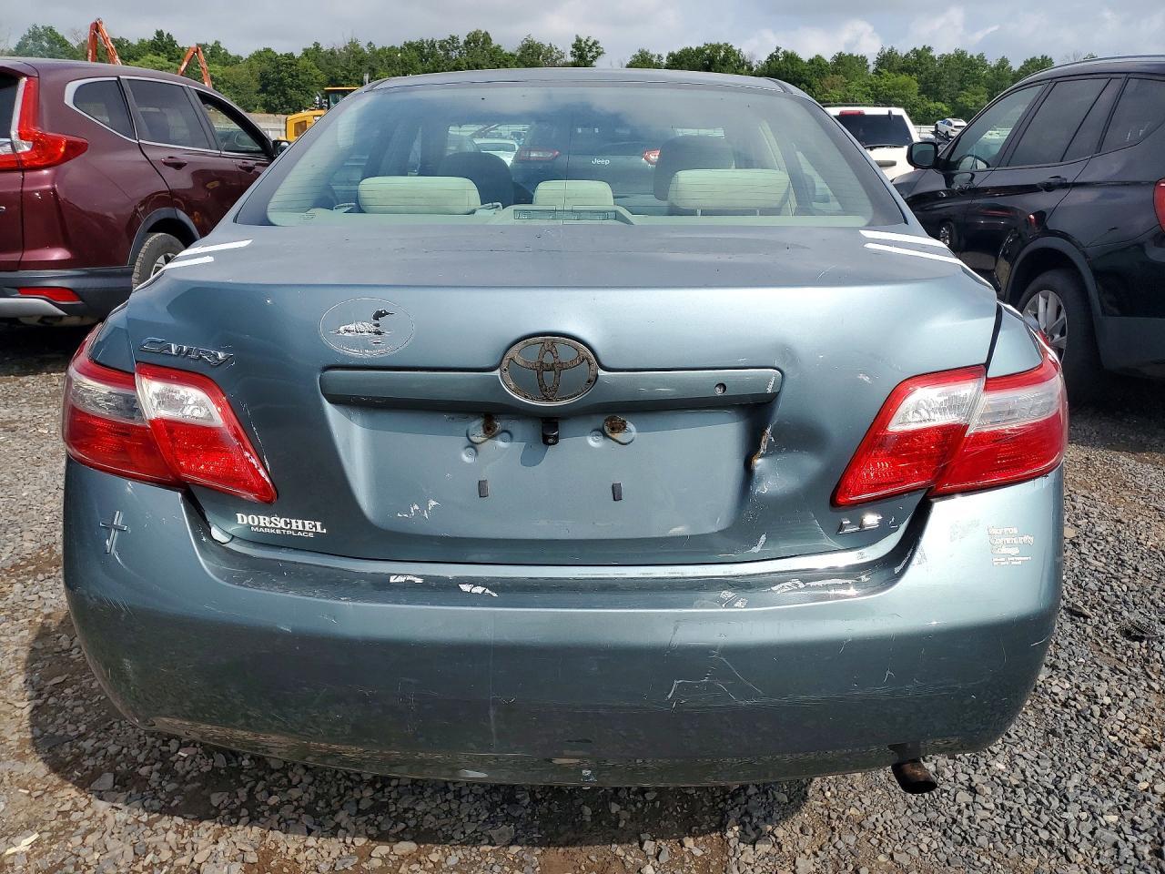 2008 Toyota Camry Le - Фото 6