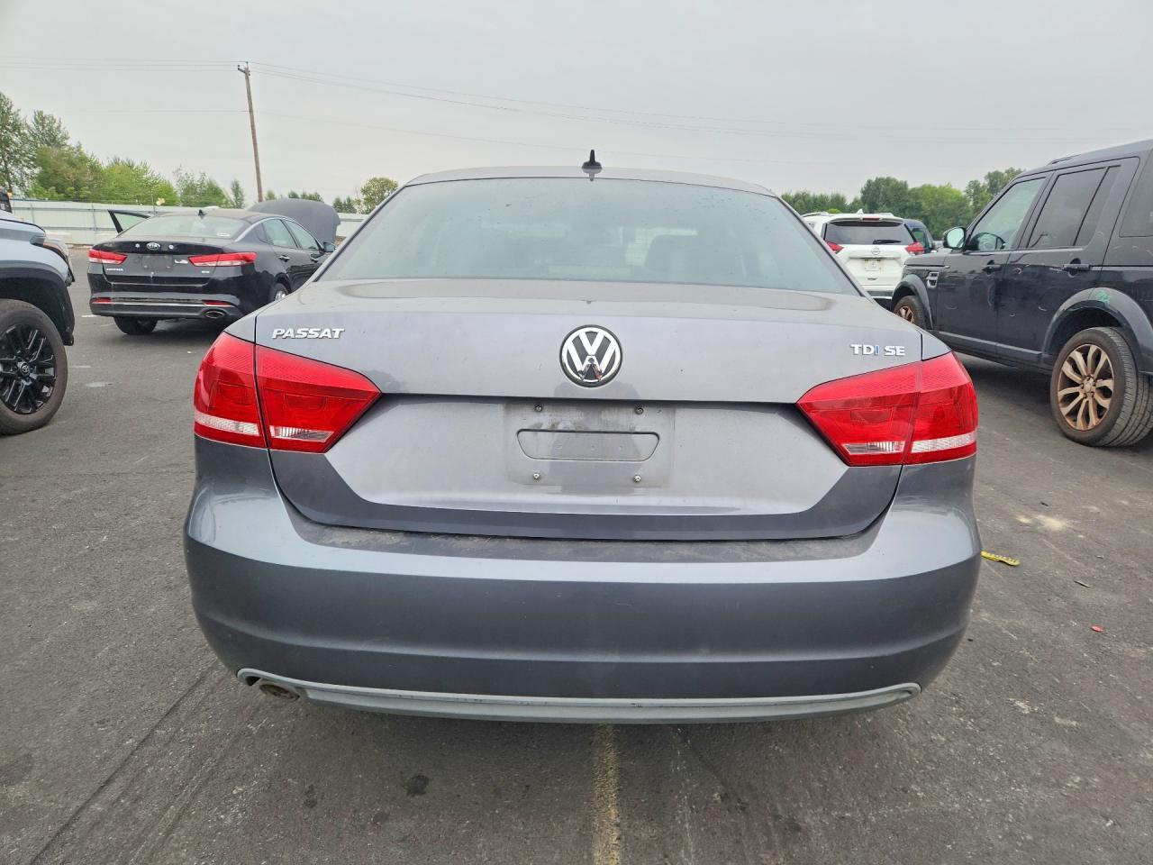 2012 Volkswagen Passat Se - Image 6