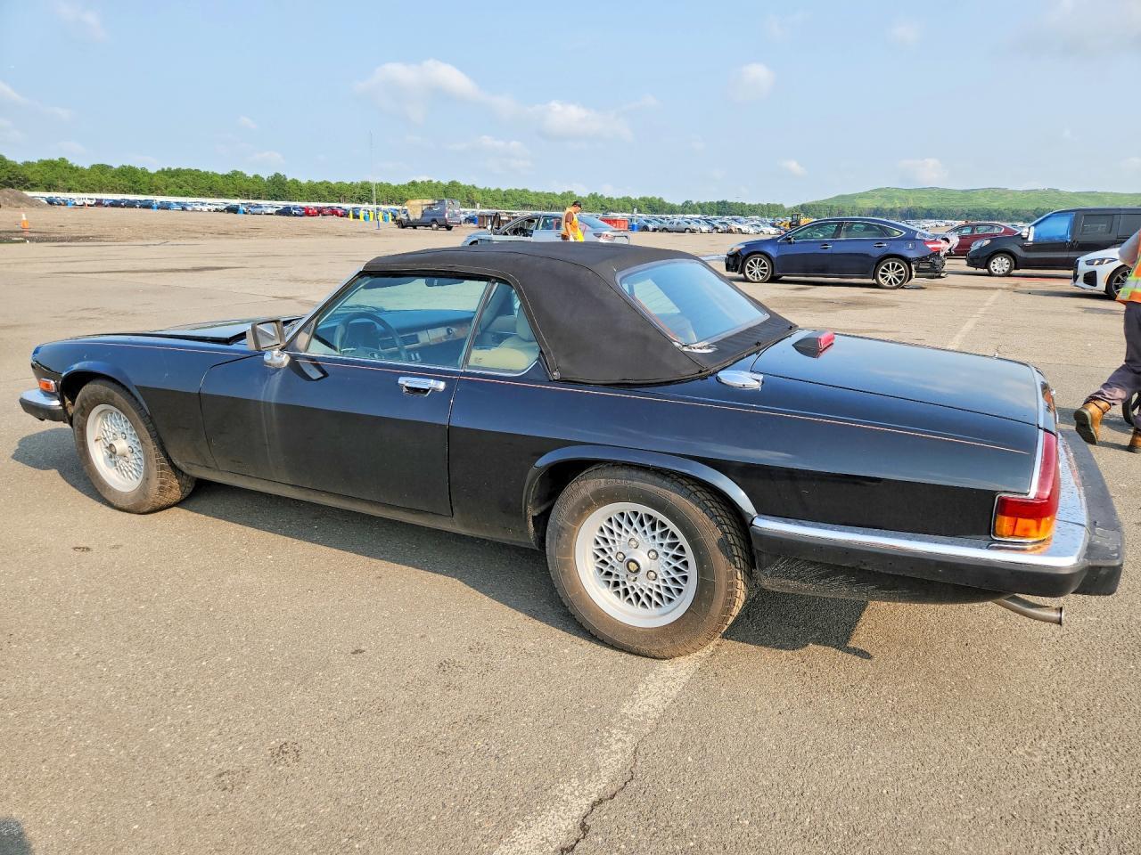1989 Jaguar Xjs - Image 3
