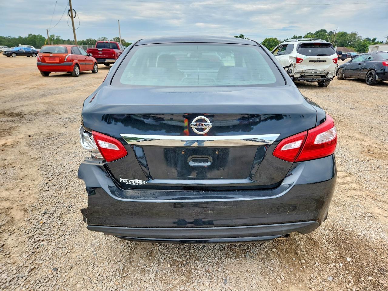 2017 Nissan Altima 2.5 S - Фото 6